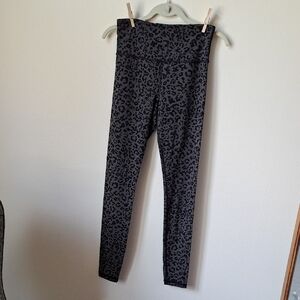 Athleta Animal Print Black And Gray Leggings Size ST